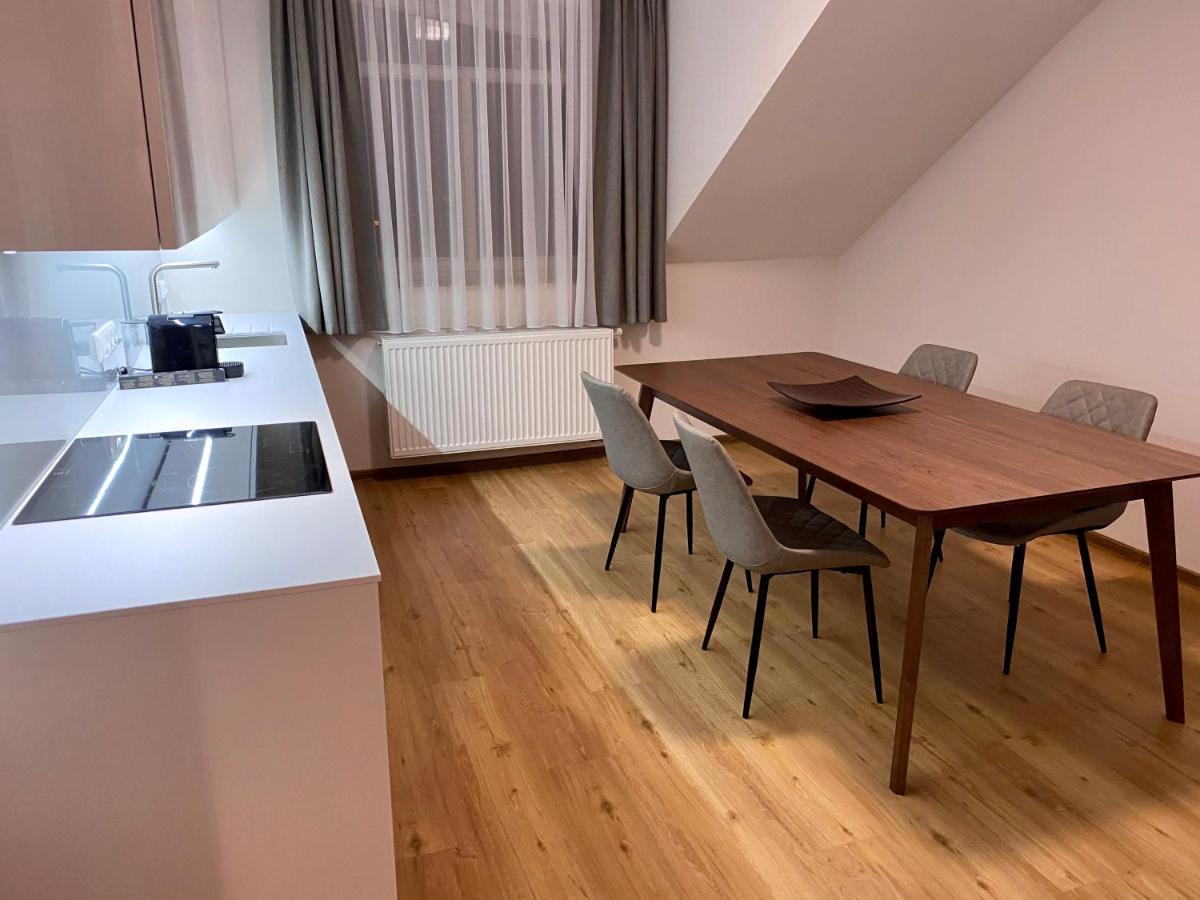 Dobre Casy Apartment Podebrady